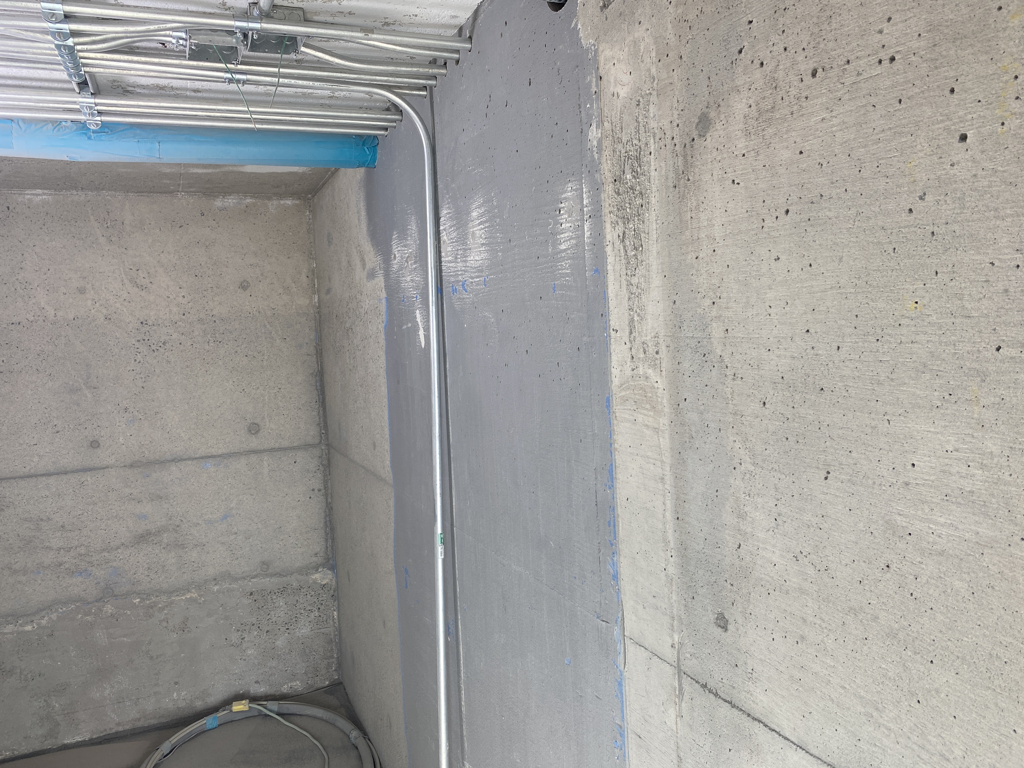 1.	partially sandblasted wall