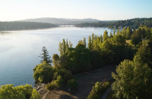 Mercer Island Shoreline