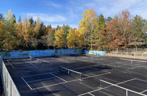 LB Pickleball Court