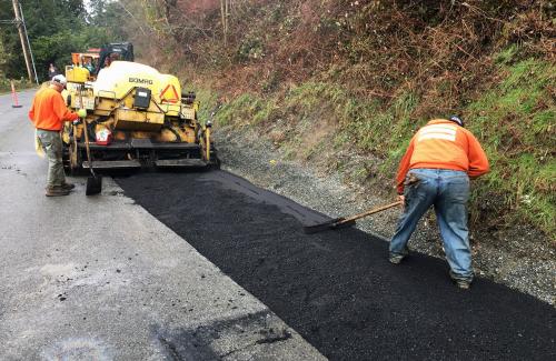 Paving project on West Mercer Way