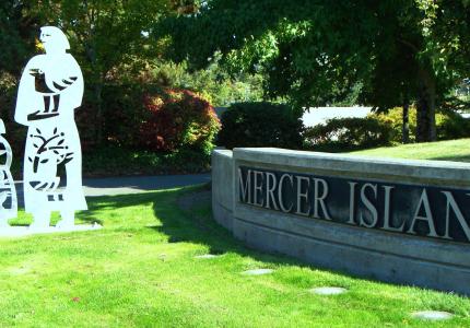 Mercer Island Gateway Sign